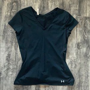 Underarmour dry-fit fitted workout top